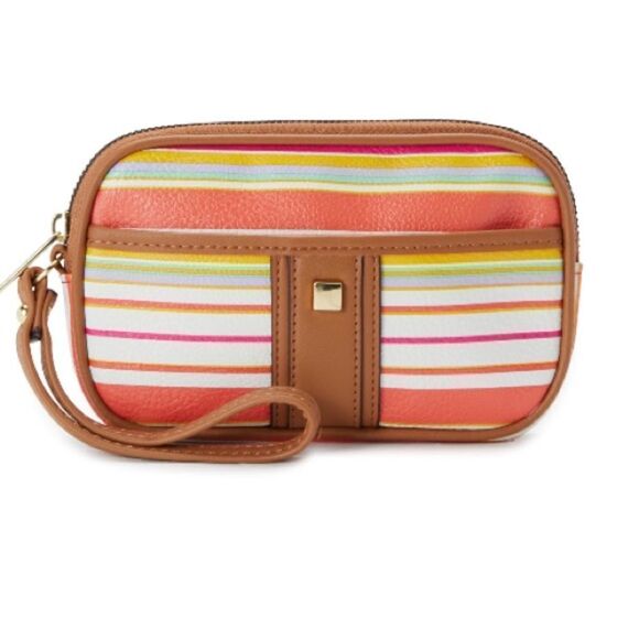 Bohemian Wristlet  - Picture 1 of 4